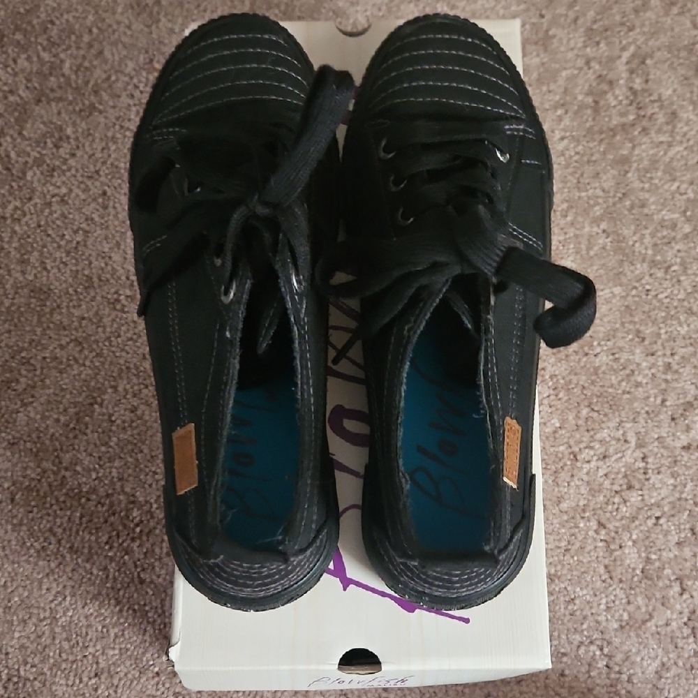 Blowfish Womens Black Sneakers - Picture 3 of 4